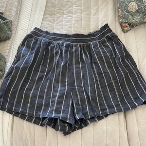 Universal Thread Elastic Waist Dark Gray Striped Shorts Large